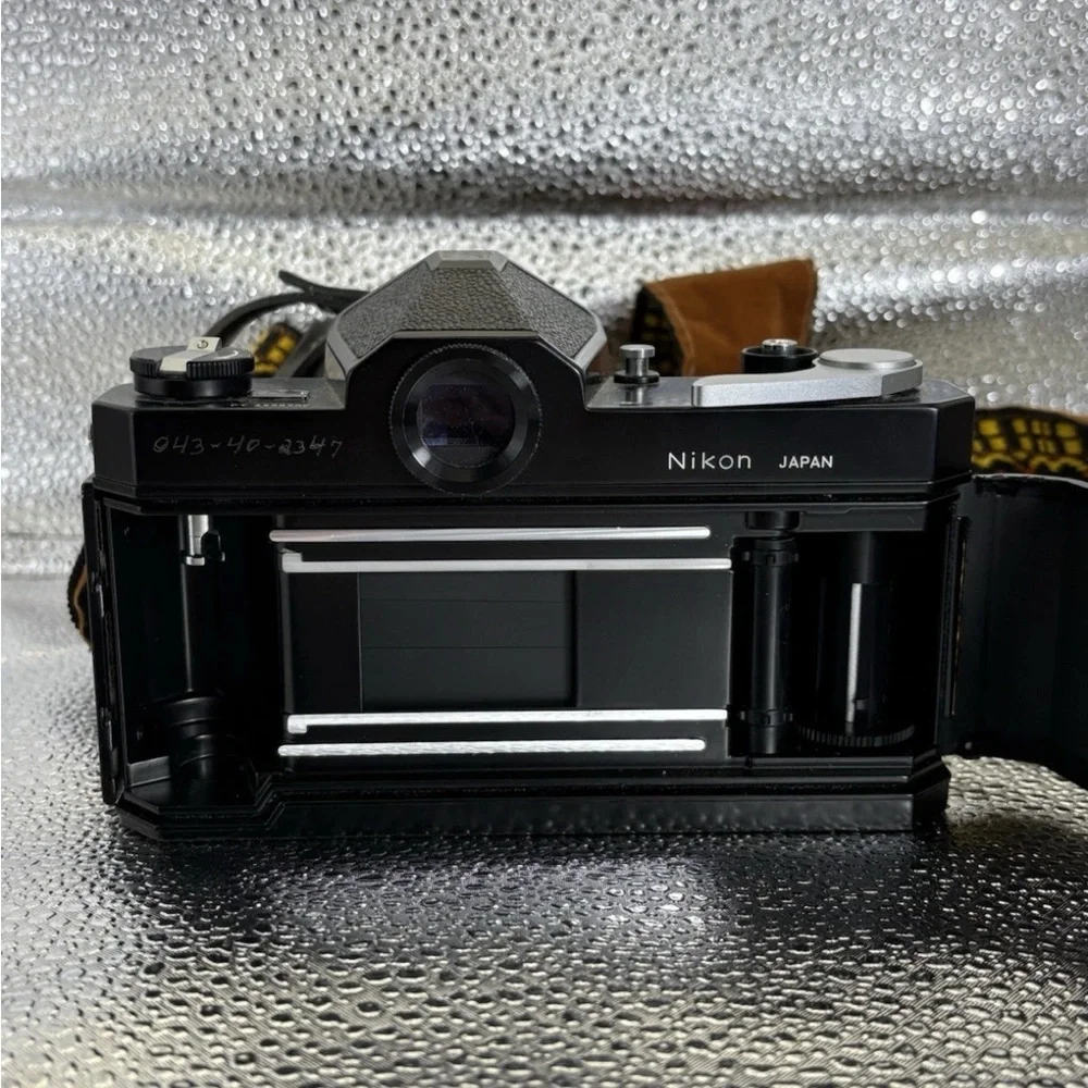 WORKING Black Nikon Nikkormat FTn 35mm Film SLR Camera With lens/case/ & Manuals